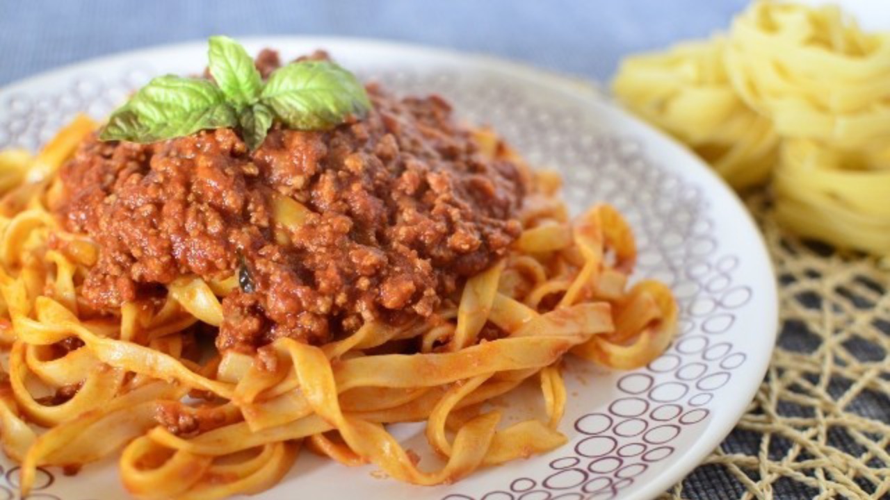 Tagliatelle alla Bolognese - Culture Discovery Vacations Recipes